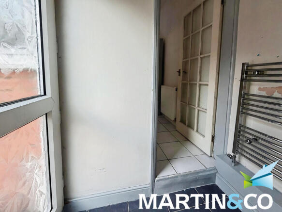 3 bed Terraced for sale Image 9