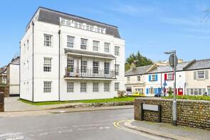 Flat 1, Grosvenor House, Ambrose Place, Worthing Central, Worthing BN11 1PZ