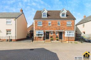 4, Bampton Castle Way Kingsway, Quedgeley, Gloucester GL2 2FJ
