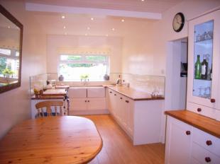 breakfast kitchen