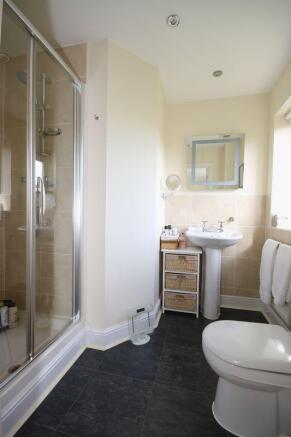 Ensuite