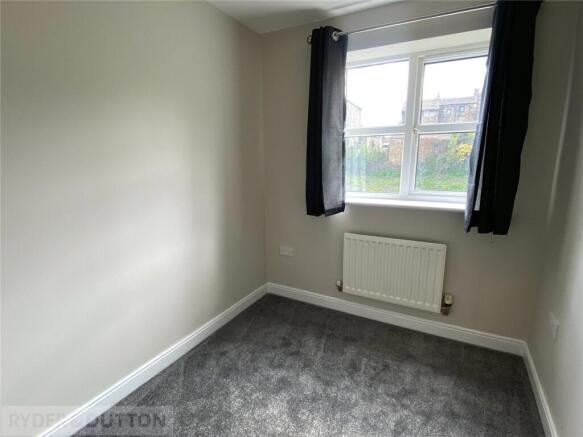 2 bed Apartment to rent Image 7