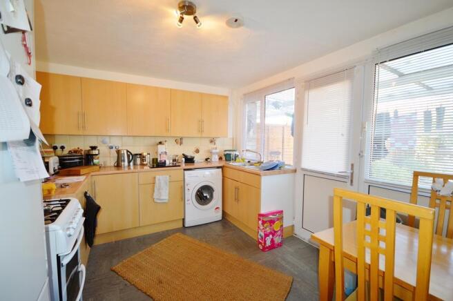 Kitchen/dining