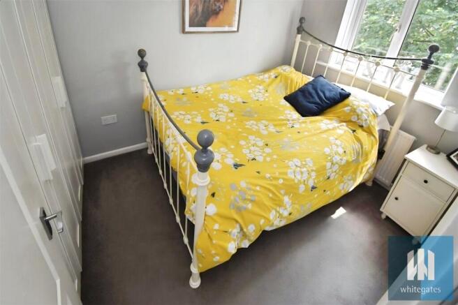 2 bed Terraced to rent Image 6