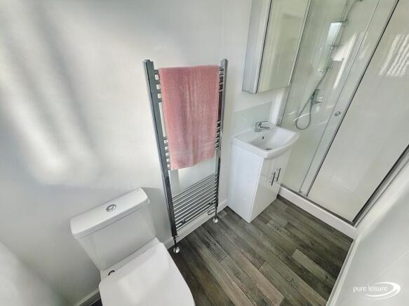 2 bed Lodge for sale Image 10