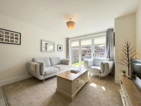 4 bed Detached for sale Image 8