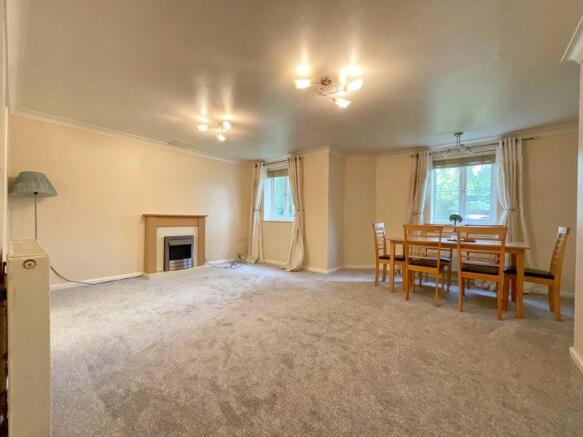 Living/Dining Room