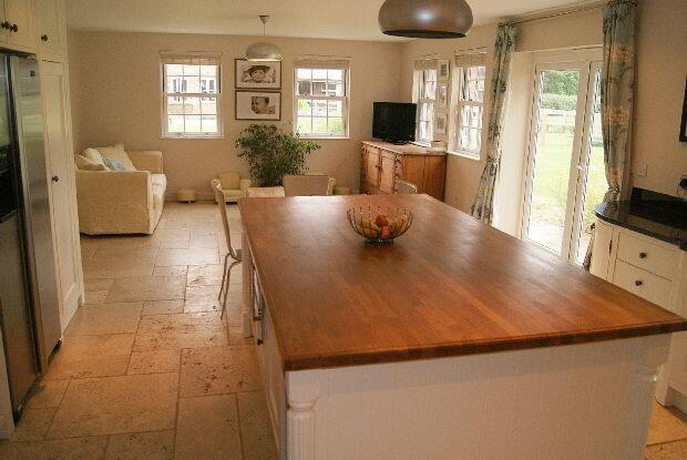 Kitchen/Family Room