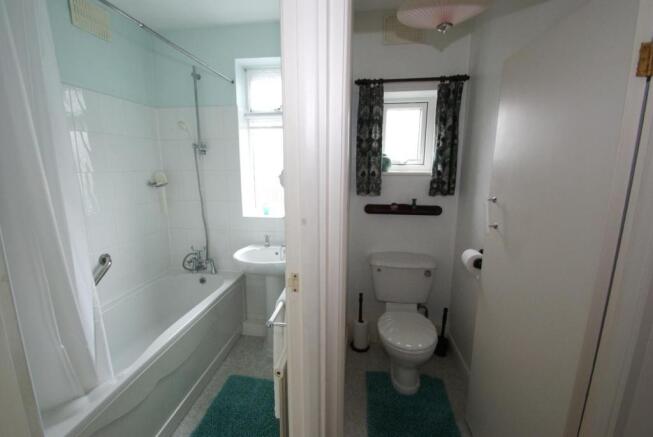 Bathroom & Toilet