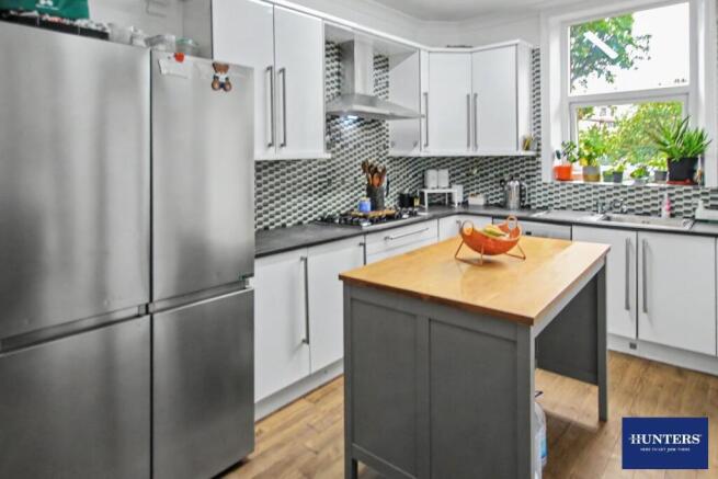 4 bed Terraced for sale Image 8