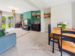 27, Parc Alun, Mold CH7 1LQ
