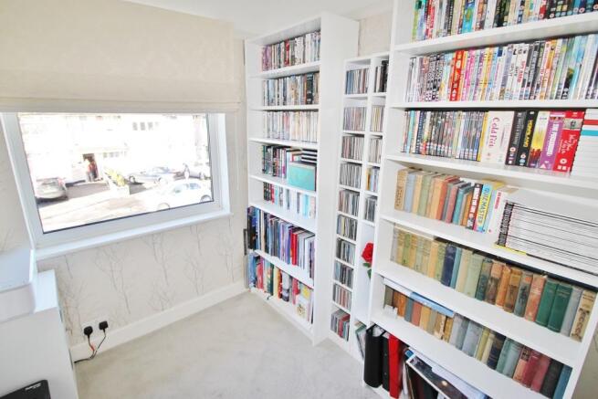 Photo 9