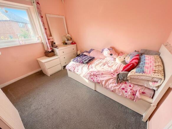 3 bed Semi-Detached for sale Image 11