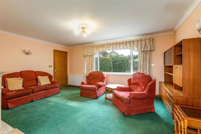 4 Shawpark Drive Selkirk 11.JPG