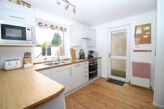 Kitchen/Dining...