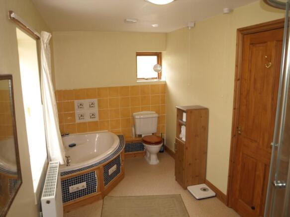 Photo 10