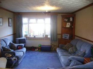 Lounge - View 1