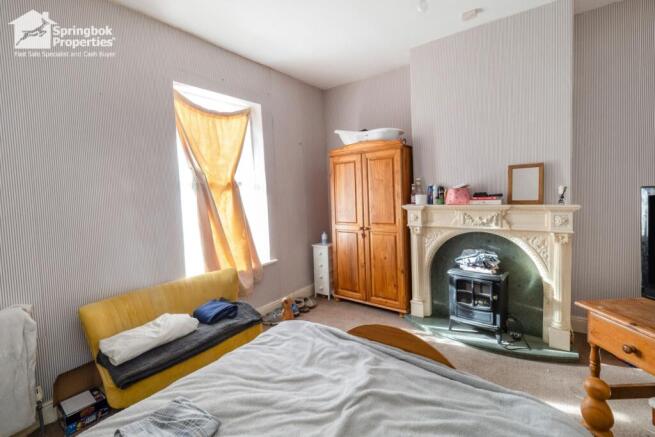 4 bed Terraced for sale Image 7