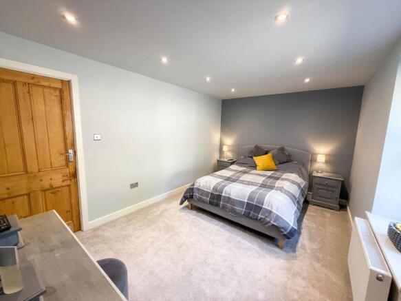 2 bed Terraced for sale Image 11