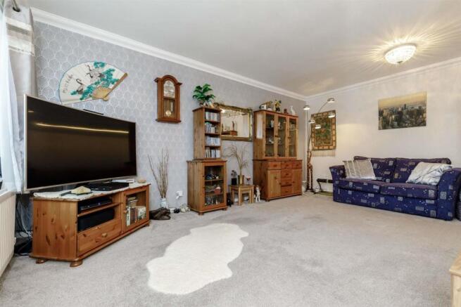 8447660-interior03-800.jpg