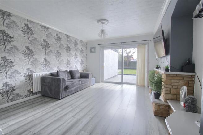 3 bed Semi-Detached for sale Image 4