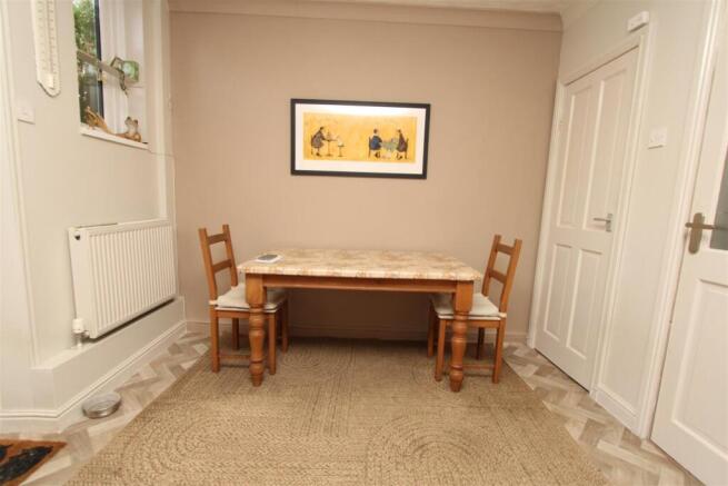 2 bed Terraced for sale Image 7