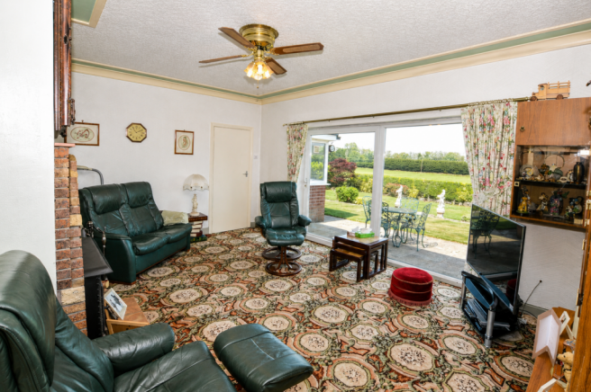 Ashton Road, Golborne, Warrington, WA3 3UU photo 4