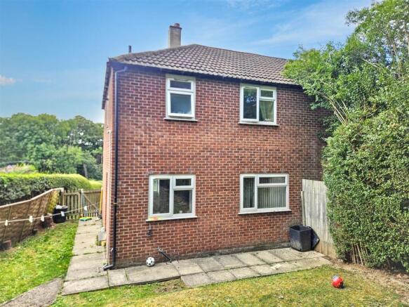 2 bed Semi-Detached for sale Image 10