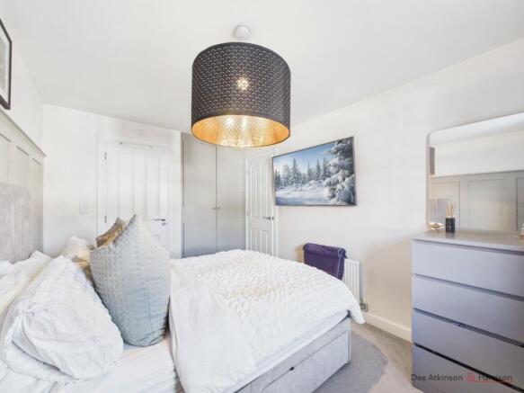 3 bed Semi-Detached for sale Image 12