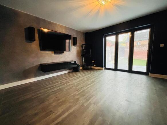 Living Room: