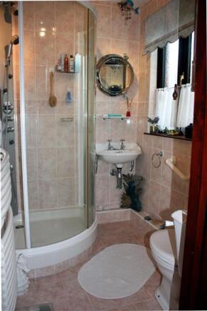 En-Suite Shower Room