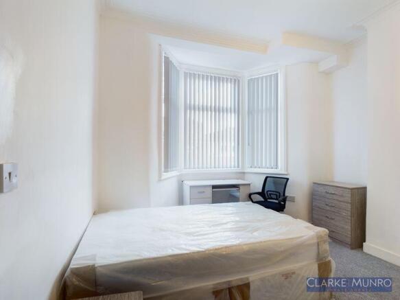 1 bed House of Multiple Occupation to rent Image 10