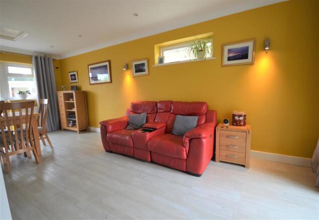 Dining/Family Room