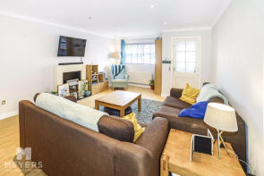 66, Primrose Gardens, Poole BH17 7BG