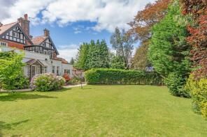Flat 1, High Sussex, Beacon Road, Crowborough TN6 1AY