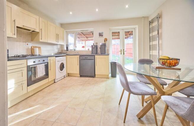 Fitted Dining Kitchen to Rear