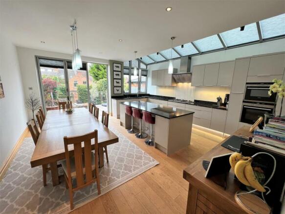 kitchen. dining room.jpg