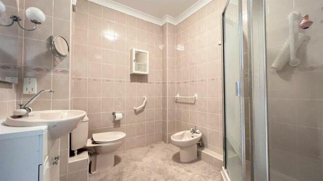 en suite.jpg