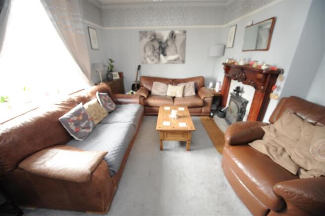 3 bed Semi-Detached for sale Image 6