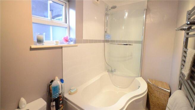 Bathroom 02