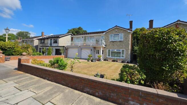 Grange Close, Wenvoe, Vale of Glamorgan photo 4