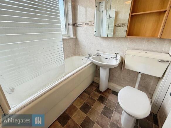 2 bed Apartment for sale Image 7