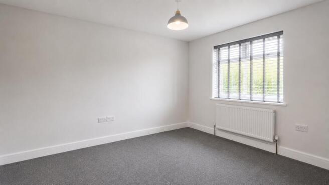 3 bed Terraced for sale Image 11