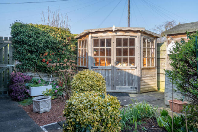 2 bed Semi-Detached Bungalow for sale Image 4