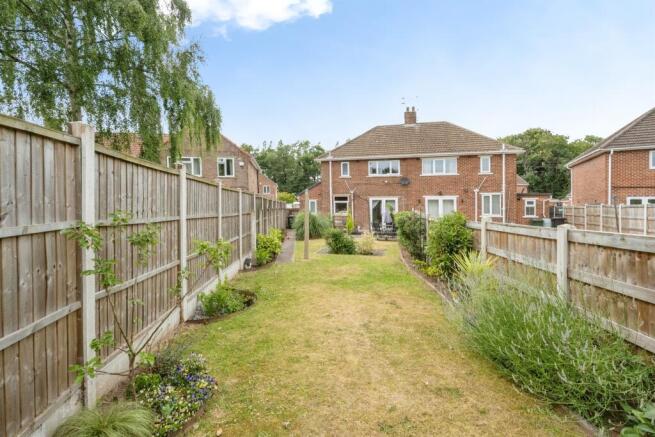 2 bed Semi-Detached for sale Image 4