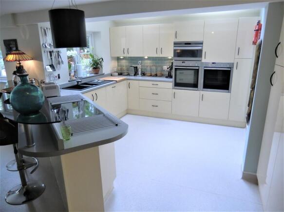 House - Kitchen