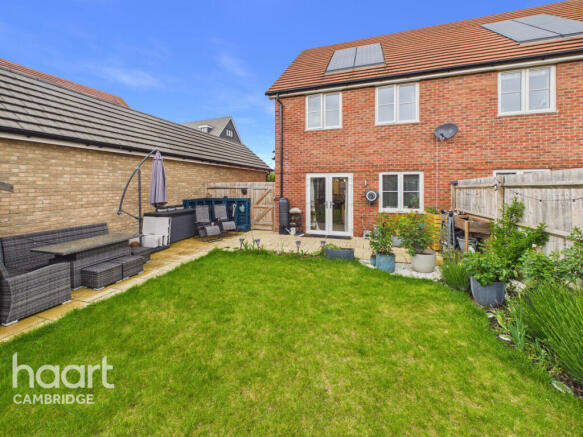 Railway Close, Sawston, Cambridge photo 4