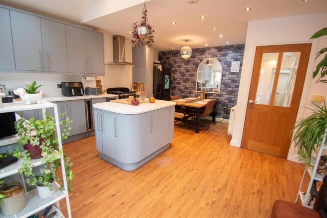 Photo 17-04-2026, 13 22 01.jpg