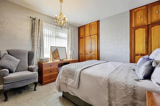 2 bed Semi-Detached for sale Image 9