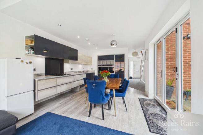 Dining Kitchen